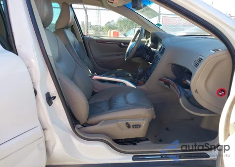 2006 Volvo Xc70 2.5T/Volvo Ocean Race Edition from USA, damaged, VIN YV4SZ592361228798